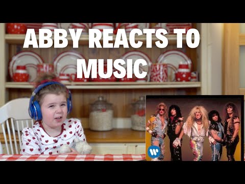 Abby Reacts to Oldies!