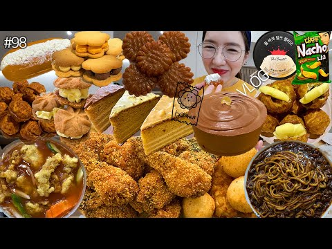 SUB)먹방 VLOG)크크크치킨&짜장면&탕수육 인생호두과자&버터 크림파운드 초코케이크 연유생크림빵 카라멜버터샌드 샌드쿠키 봄날엔약과&아이스크림 공지사항 기부 MUKBANG