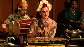 Javanese Gamelan Ensemble - Pelog Barang - Singa Nebah (The Pouncing Lion)