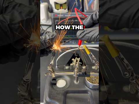 How do Resistors work?#electronics #tinkering #maker #tech #engineering #STEM #robotics #arduino