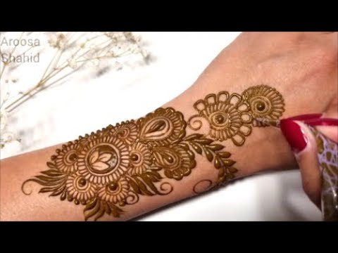 Very intricate Bridal mehndi design