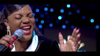 DEBORAH LUKALU - MA CONSOLATION |MUNGU WA MAAJABU LIVE |