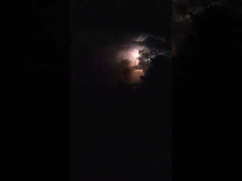 lightning cloud massive