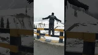 Kashmir sonmarg Ki Masti #flyopensky #kashmirtrip #kashmirride #winterkashmir #snowfall