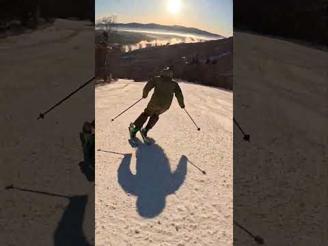 A Magical Mt Mansfield Morning with Bob on the 2025 Armada Declivity X 102