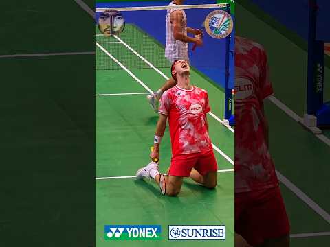 Axelsen's roar at the end🤯💥💥🔥🔥🔥#badminton #viktoraxelsen #axelsen #jonathanchristie #shorts