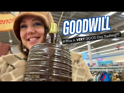 THIS WAS AN INCREDIBLE DAY!! | Thrifting For Resale | Thrift With Me