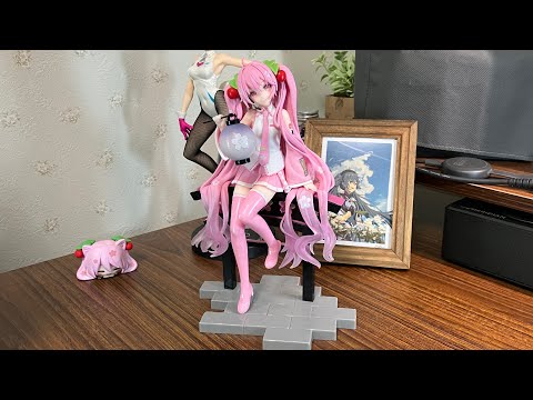 Sakura Miku AMP+ Figure Sakura Lantern Ver.