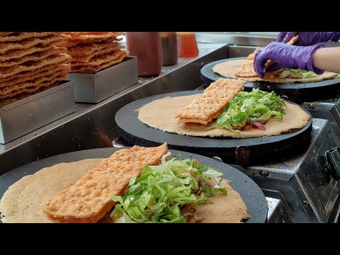 Chinese Crepe Jian Bing , Mixed grain pancake rolled with crisp fritter  /正宗天津雜糧煎餅果子製作-洪記煎餅果子-台灣街頭美食