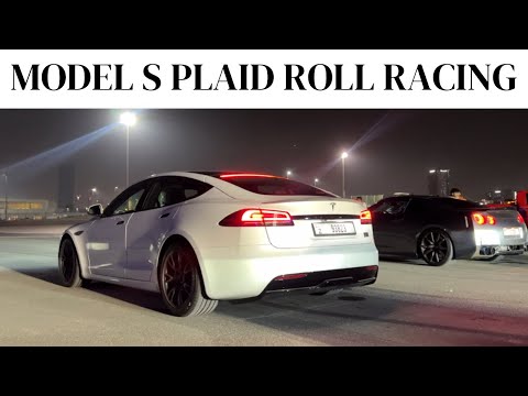 Tesla Model S Plaid Rolling Drag Race