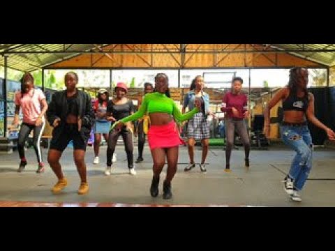 Brandy Maina - WEKA PIANO DANCE CHALLENGE