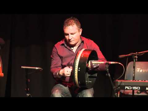 Cherish The Ladies with John Joe Kelly: Traditional Irish Music from LiveTrad.com