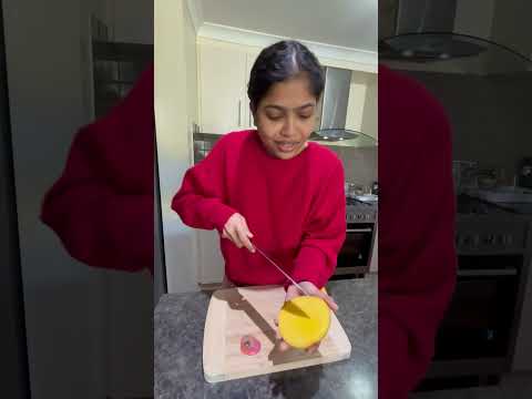 Most Expensive mango😯#comedy #shorts #trending #mallu #australia #manga#food #foodvlog#mango#funny