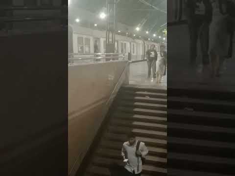 Mumbai local train India #youtubeshorts #ytshorts #viralshort #trending #shortsvideo