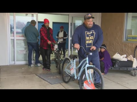 Arkansas Stop the Violence gift hundreds of children a bike for Christmas