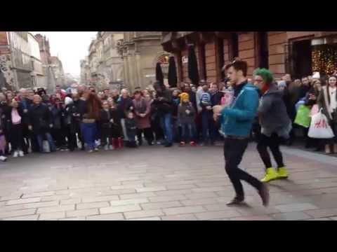 Tom McGuire & The Brassholes Xmas busking