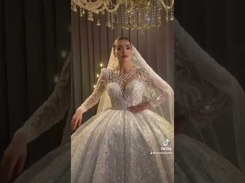 Amanda Novias wedding dress luxury style