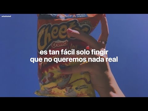 Clairo — Flaming Hot Cheetos (Traducida al Español)