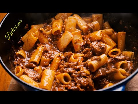 This Easy Dutch Oven Ragu Pasta is Next Level!