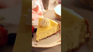 How to Make the Creamiest Cheesecake!