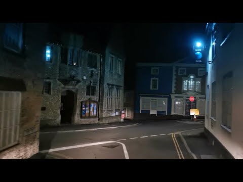 Bruton town , Somerset. Night driving