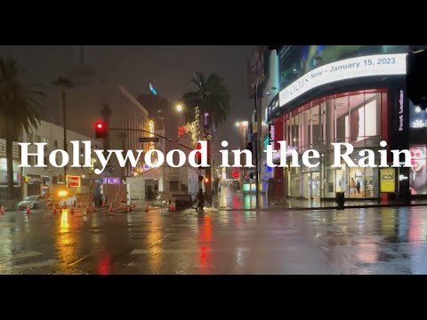 Walking around at 2am.  Hollywood in the Rain!  Walk around Hollywood Blvd & Walk of Fame /Ambience