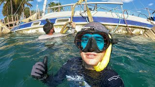 Salvaging 32 ft Sunk Sailboat by Scuba Divers