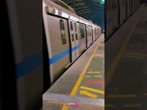 Delhi Metro Journey 🔥 High-speed Metro #botanicalgarden #dmrc #shorts #video #trending #manikemove