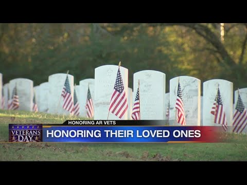 Little Rock families pay respect to loved ones at cemetery for Veterans Day