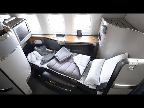 13hrs American Airlines First Class Flight | Boeing 777-300ER | New York to Doha (+ JFK Lounge）