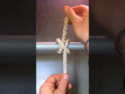 How to tie a Clove Hitch #sailorknots