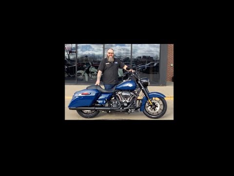 2023 Harley-Davidson Road King Special Bright Billiard Blue