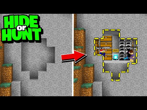 I made a SECRET Minecraft MOUNTAIN base! (Hide Or Hunt)