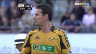 Brendon Mccullum vs Shaun Tait  HD