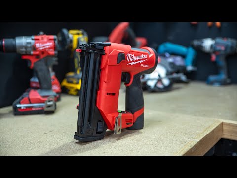 NEW Milwaukee M12 FUEL 18ga Compact Brad Nailer - (M12FCN18GS)