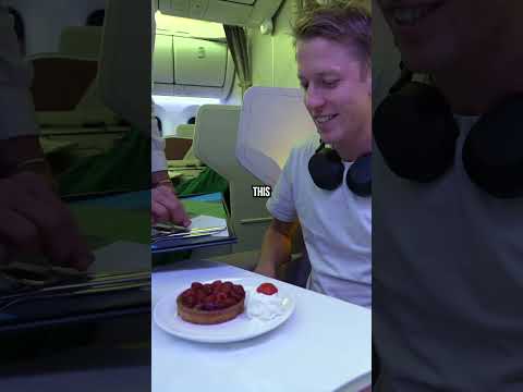 Everything I ATE Flying Business Class (Saudia)