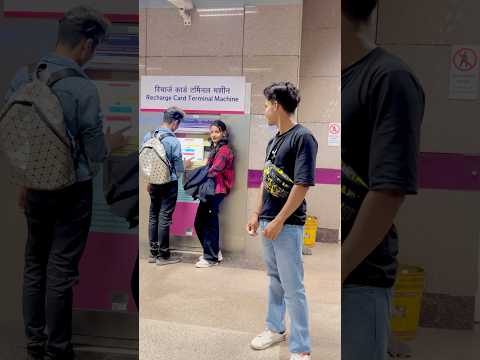 Number de Diya 🥰❤️ Metro station ￼par #funny #shorts #shortsfeed #prankvideo #trending #vairlprank