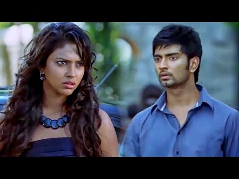 अमला पॉल को अथर्व के साथ गाड़ी में जाना है | Santhanam & Amala Paul Movie Scene | Best Movie