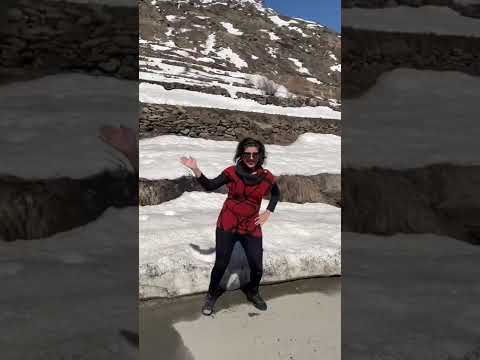 Dancing in the snow | #lahaulspiti #ataltunnel ।#shorts | #creatingforindia