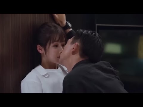 CEO Flirting with Girlfriend in Room Gets Caught by Everyone