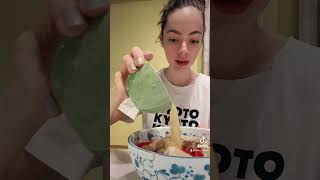 【Tiktok】モデルが食べるけど、お腹いっぱいになるサラダ