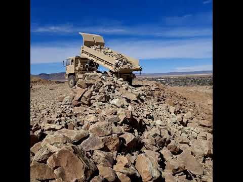 FMTV series M1090 5 ton 6x6 dump truck