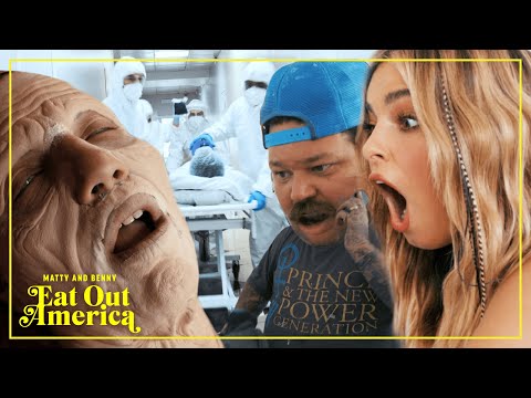 Addison Rae Finds A Dead Body | Eat Out America | S02 EP01