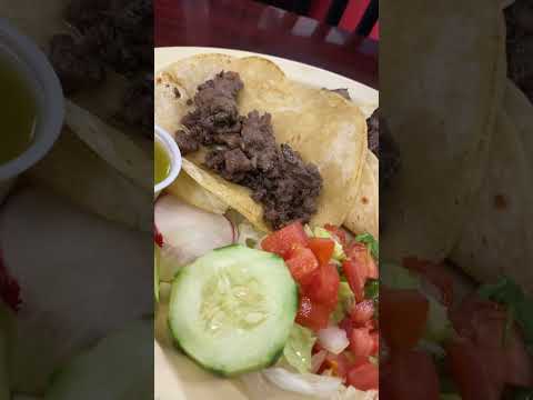 🇸🇻Tipicos & Pupuseria🫓Dona Milagros🌮 in Manassas Virginia🇺🇸 #shorts