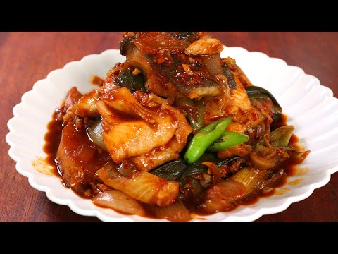 Braised sablefish (black cod) with radish (은대구조림)