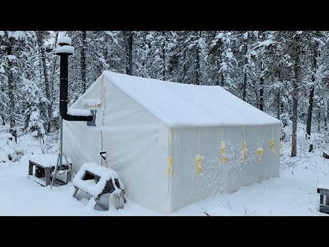 ESCAPE to the WILDERNESS || WINTER WONDERLAND CAMPING