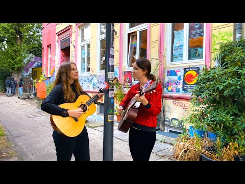 Runner in the Sun - Reina del Cid and Toni Lindgren