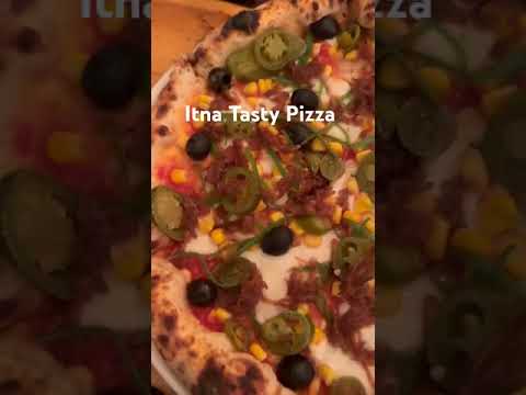 Itna Tasty Pizza #pizza #deliciousfood#trending #shorts #cheese #olives