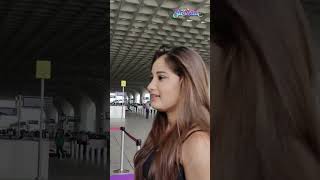 Raveena Tandon's Daughter Rasha Thadani's Candid Conversation With Paps At The Airport | #shorts