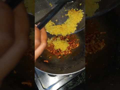 मूंग दाल की खस्ता करारी कचौड़ी |😲 crispy moong dal ki khasta kachori recipe /#shortsvideo #shorts